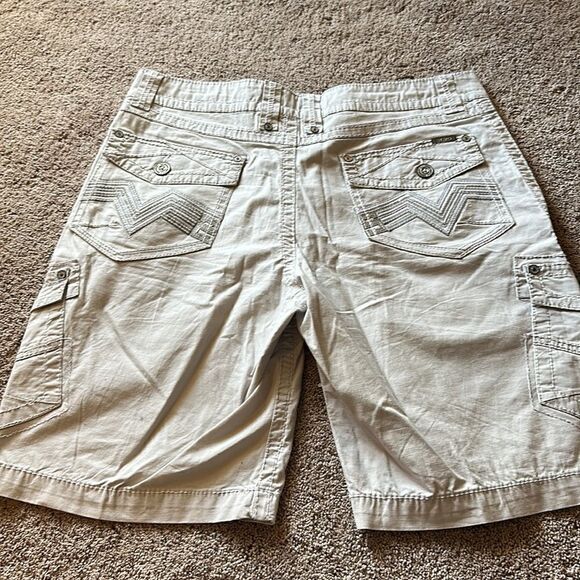 🔥Great condition Salvage cargo shorts ! Cream color size 36 - Picture 4 of 6